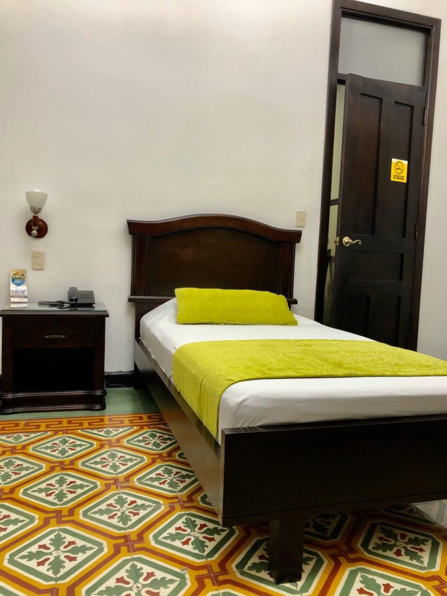 Hotel Casa Escobar Buga Esterno foto