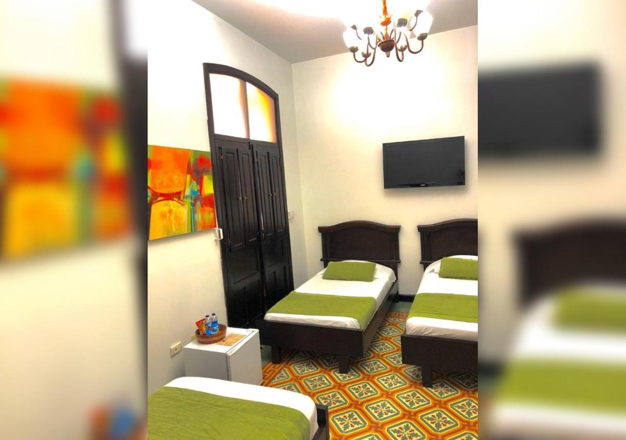 Hotel Casa Escobar Buga Esterno foto